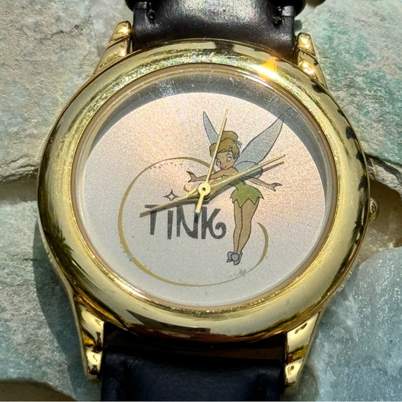 An EXCLUSIVE TINKER BELL Disney Auctions Limited Edition 100 Relic “TINK” Watch - Picture 12 of 12